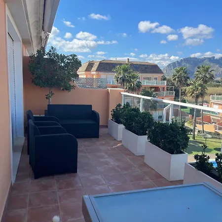 Atico Duplex Frente Al Mar En Denia Apartment Exterior photo