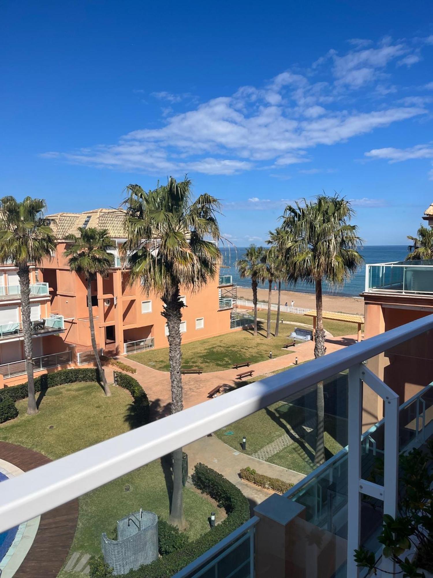 Atico Duplex Frente Al Mar En * Dénia